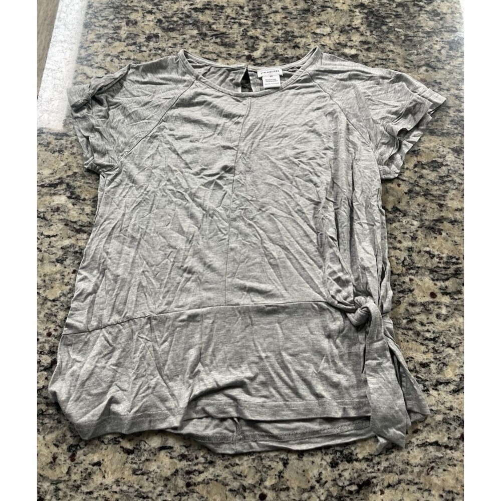 NWOT Pret-A-PorTEE Gray V-Neck Short Sleeve Shirt Size XS Soft NEW